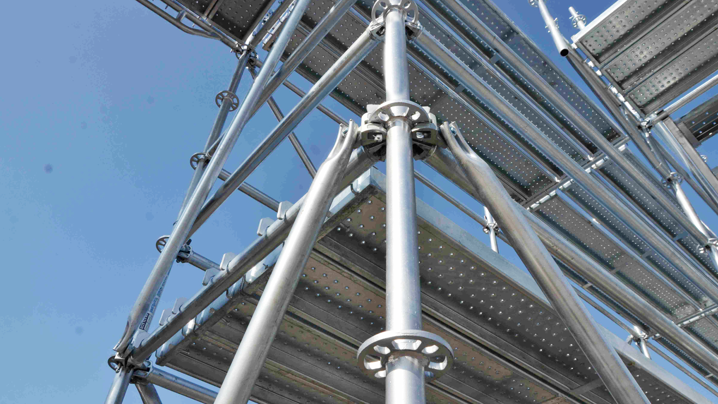 Instructions for use and maintenance of mobile plate-buckle scaffolding