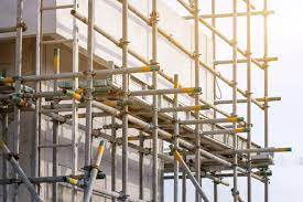 What types of materials can scaffolding be made of?