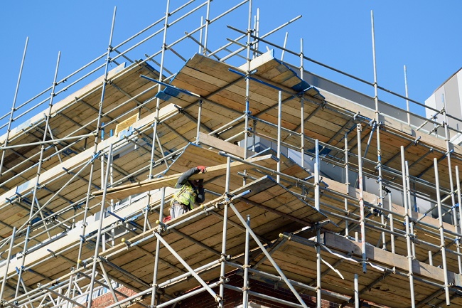 What are the requirements and techniques for building scaffolding
