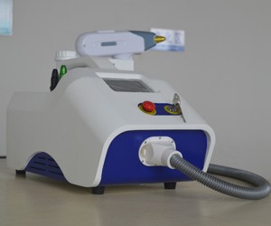 2022 Beijing Nd Yag Laser Tattoo Removal Eyebrow Dark Spot Pigment Removal Beauty System 1064nm 755nm 532nm Wavelength