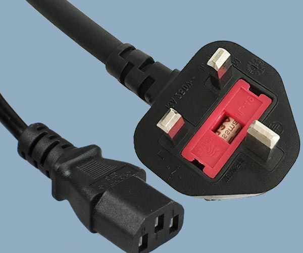 UK BS 1363 Plug to IEC 60320 C13 Power Cable