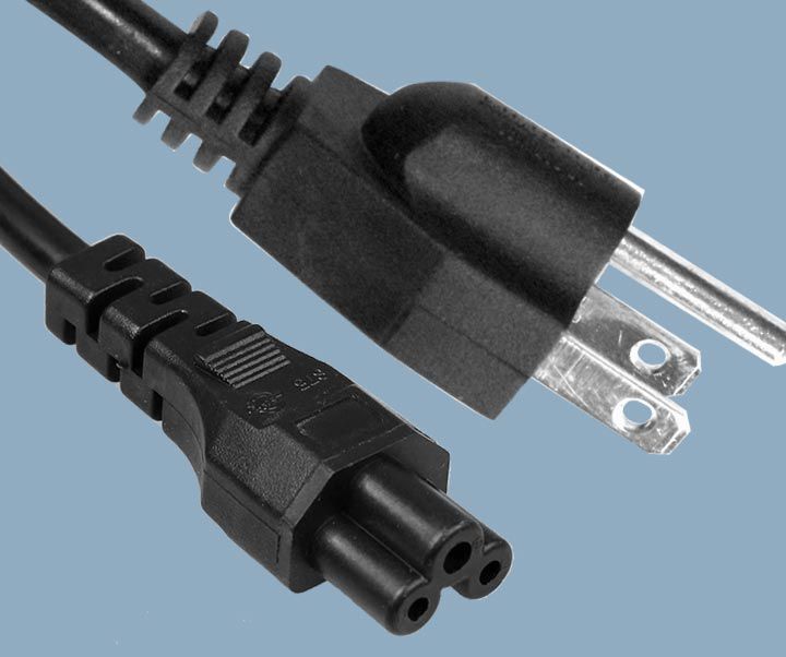 NEMA 5-15P Plug to IEC 60320 C5 Laptop Power Cord