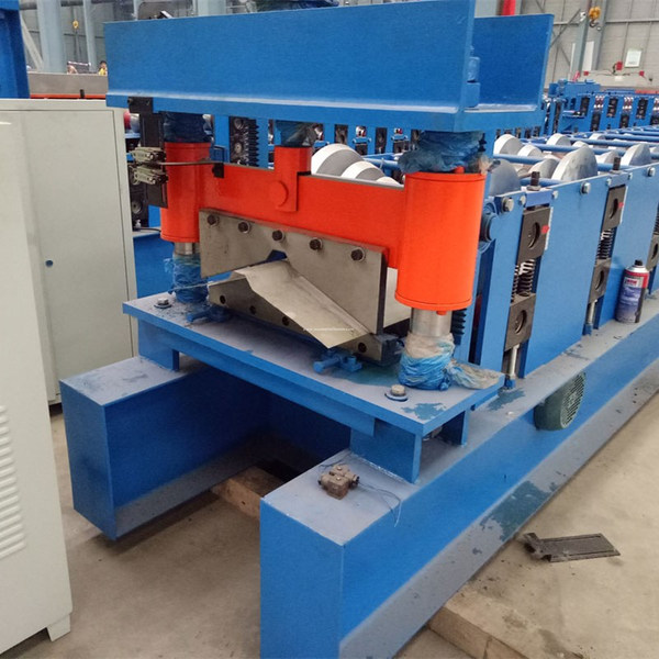 Roof flashing ridge capping roll forming machine