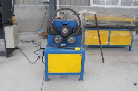 Electric Profile Section Pipe Tube Angle Iron Bender H Channel Rolling Machine