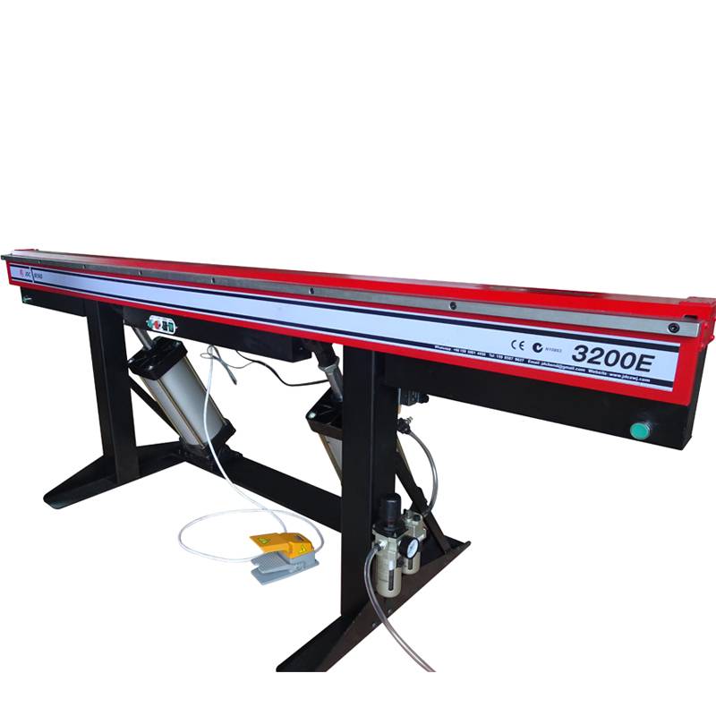 3200E Powered 3200mm x 1.6mm Electromagnetic Sheet Metal Folding Machine Featured Image