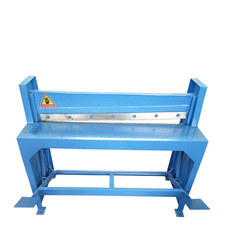 1mThin metal sheet plate foot operate shears pedal shearing machine Featured Image