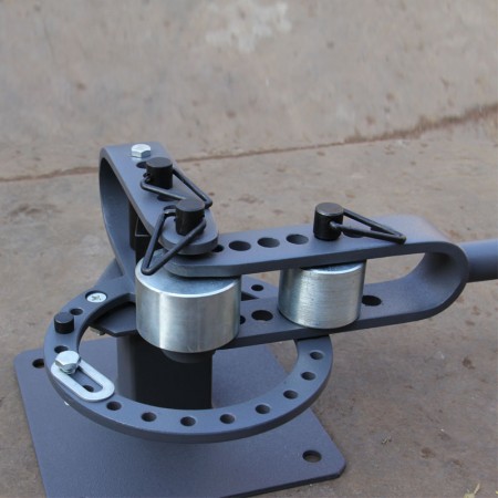 Manual Metal Universal Bender for Flat Steel, Square Steel, and Round Steel Bending