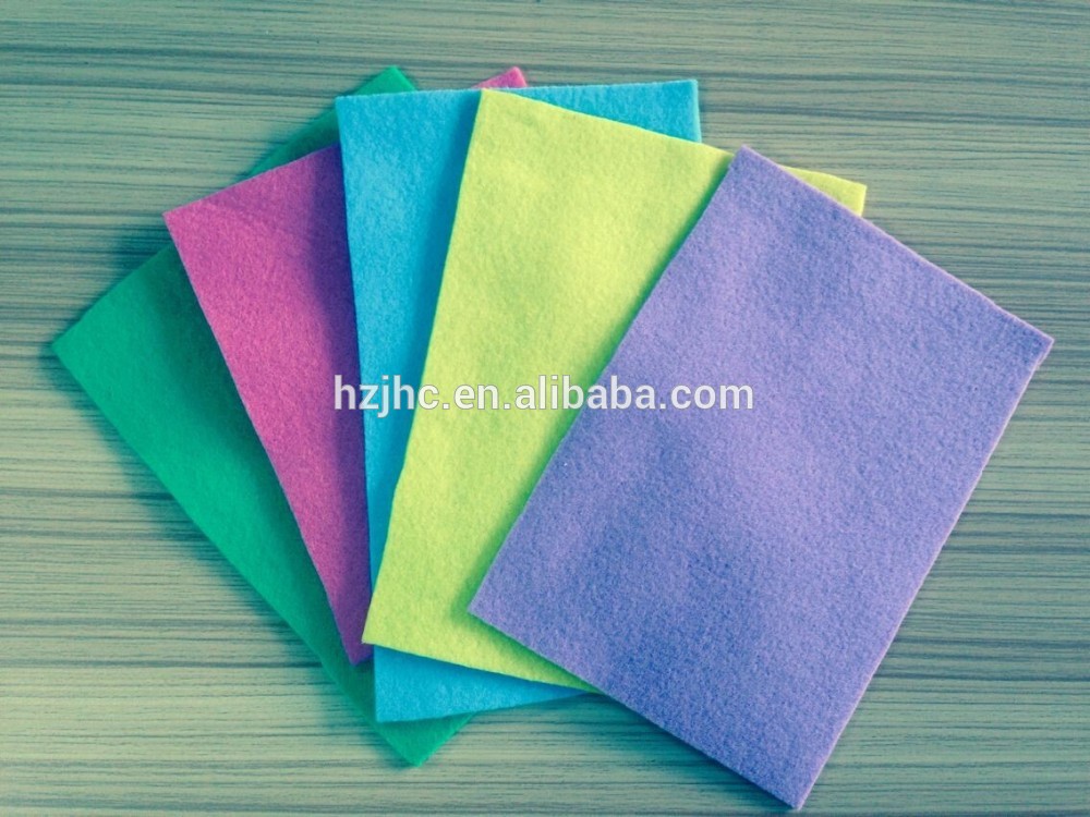 Make-to-order nonwoven needle punched polyester felt place/play mat