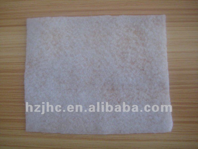 Polyester nonwoven fabric for shoulder pads