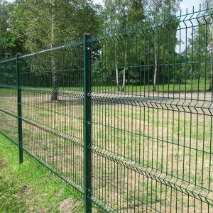 WELDED WIRE MESH FENCE