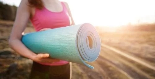 This is how to choose a yoga mat to make beginners feel comfortable