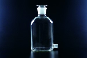 1421 Aspirator pullo hiotulla lasitulppa sekä Hana