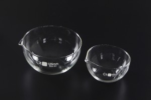 1172 verdamp Dish Round bodem met tuit Boor 3.3 Glass