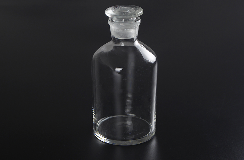Factory wholesale Distilling Flask At The Bottom Third Part Of Neck -
 1401Reagent Bottle Clear Glass Narrow Mouth With Ground In Glass Or Plastic Stopper – Huida