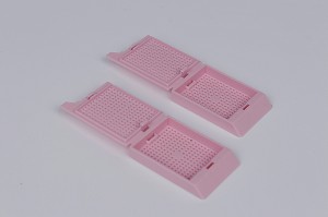 Disposable Biopsy Embedding Cassette Square Holes Snap-latch with Attached Lid