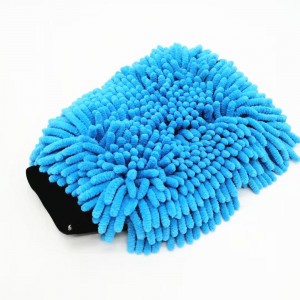 Auto detailing chenille wash mitt for car cleaning
