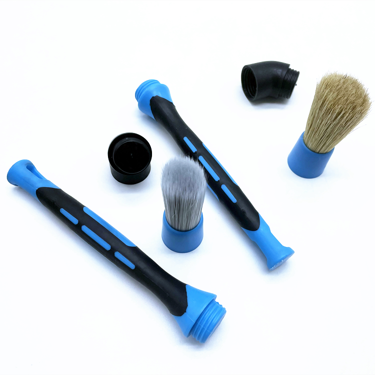 Brush-Up! Detailing Brush Kit