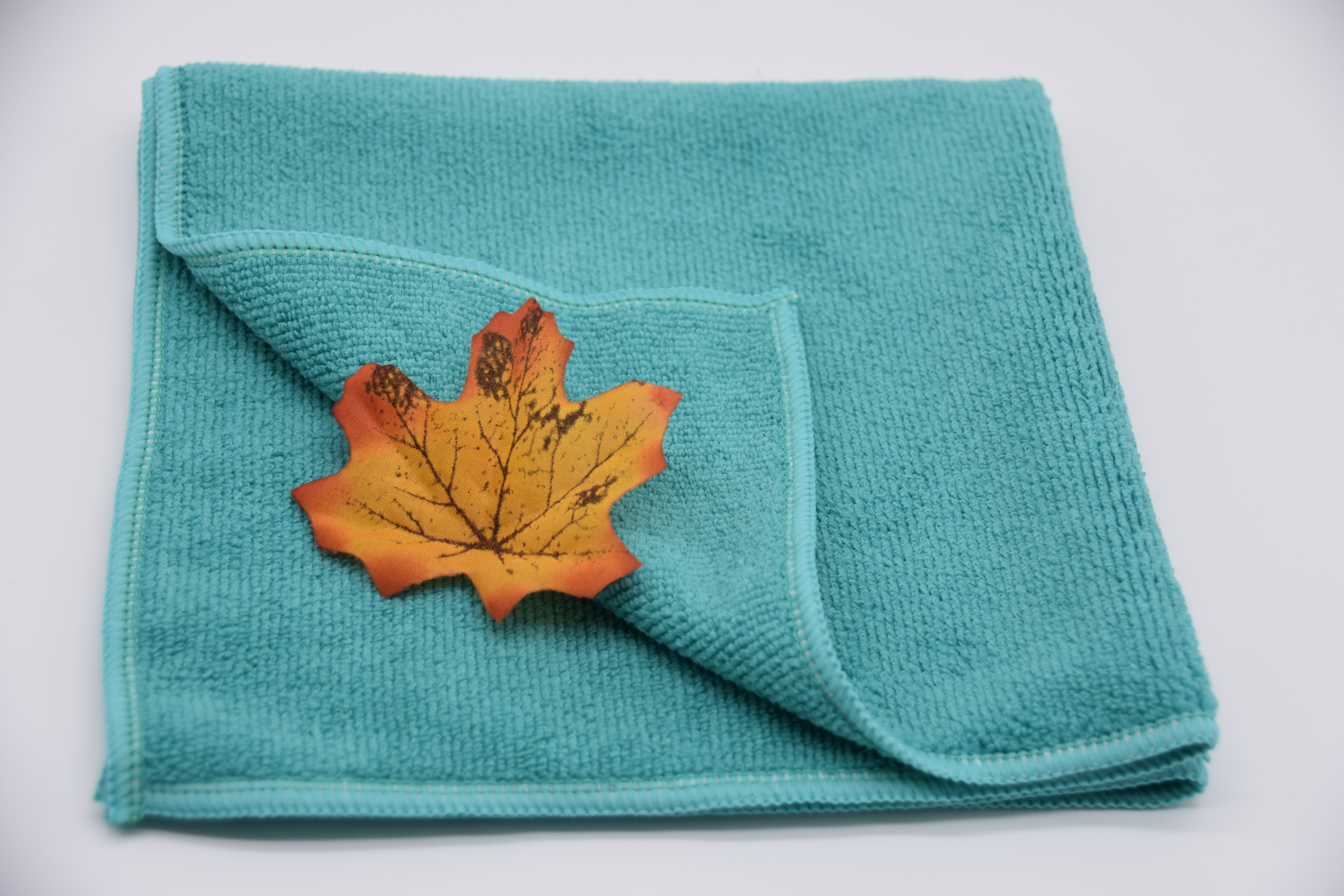 Microfiber Cleaning Cloth,car wash ,detailing towel Featured Image