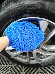 Premium microfiber chenille wash mitt