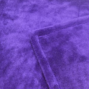 Sneldrogende paarse kleur Microfiber Twisted Loop Handdoek Auto Droogdoek
