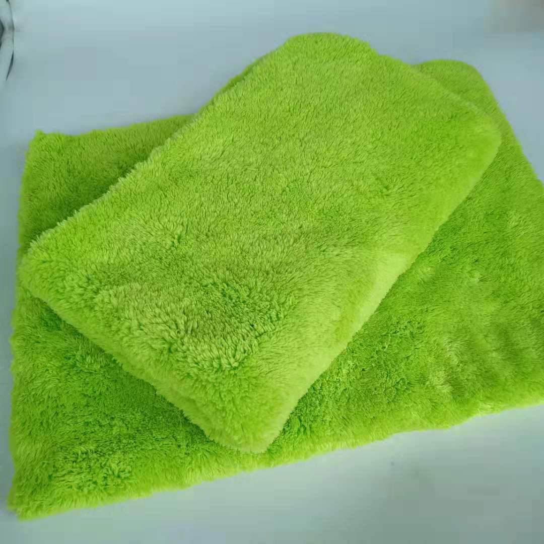670gsm Edgeless Plush Microfiber coral fleece towel Featured Image