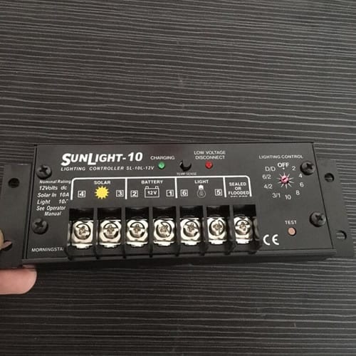 SL10 solar controller