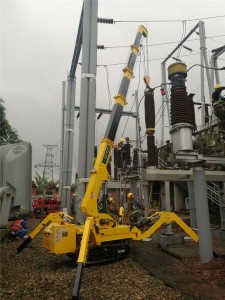 KB3.0 mini crane at power sub-station lifting works