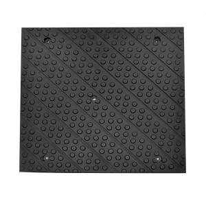Rubber mats for equine pool