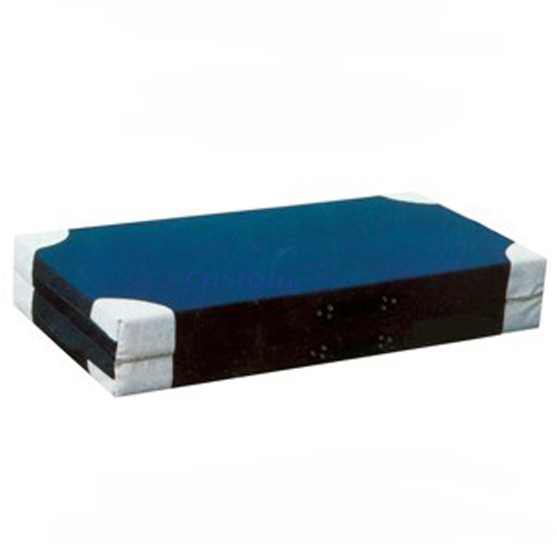 Indoor foldable international standard gymnastic mats