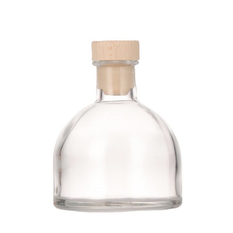 Wholesale Mini Glass Vodka Bottle for Wine Liquor with Cork 50ML 100ML 150ML 200ML Featured Image