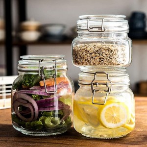17oz Airtight Glass Preserving Jars with Leak Proof Rubber Gasket and Clip Top Lids