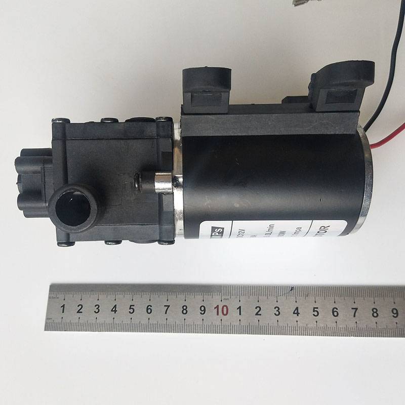 Large Flow G1/2 Diaphragm Pumplifesrc Compact Agricultural 12V/24V Diaphragm Pump (With 1/2" External Thread Inlet/Outlet)