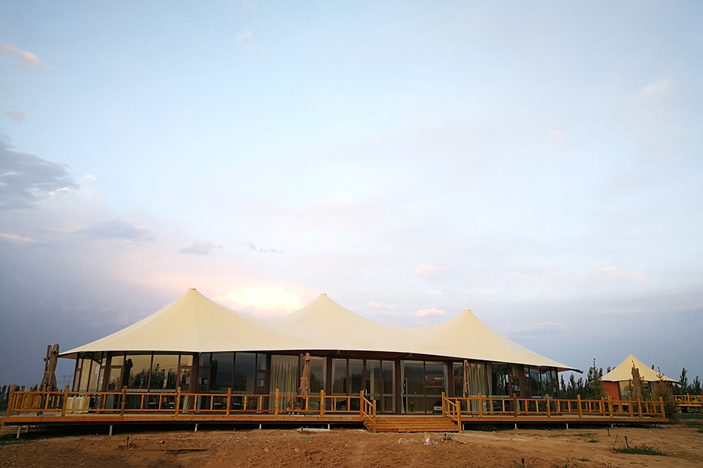 OEM manufacturer Hexagonal Aluminum Folding Canopy Tent - Luxury Resort Tent for Sale  – Aixiang