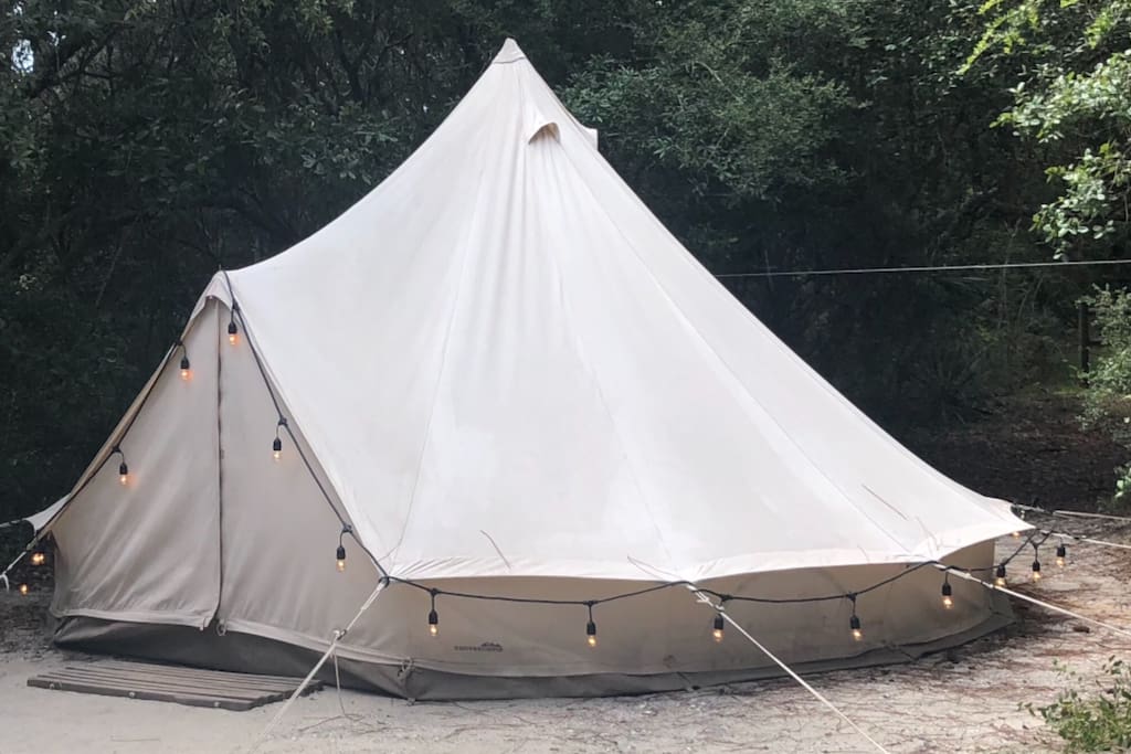 factory Outlets for Inflatable White Dome Tent - Luxury bell tent 4m diameter hot sale bell tents NO.025 – Aixiang detail pictures