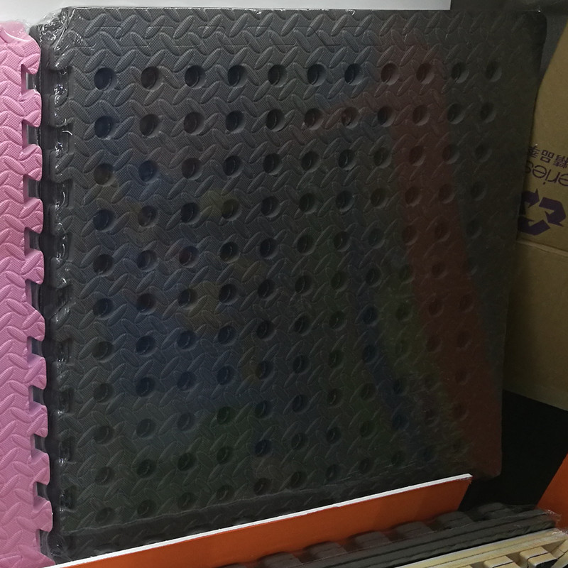 2017 Good Quality Baby Plastic Floor Mat -
 16-square-ft Multi-Color Exercise Mat Anti-fatigue Interlocking Puzzle EVA Foam Floor Cover 4-tile with 8-boarder – Luoxi