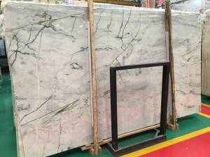 Clivia white marble with green veins