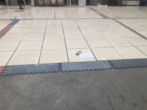 Crema marfil marble floor tile