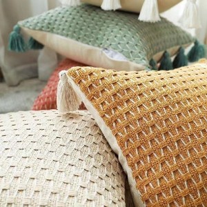 18″X18″Cotton wool knit car waist pillow full cotton fringe/cushion series–HS21549