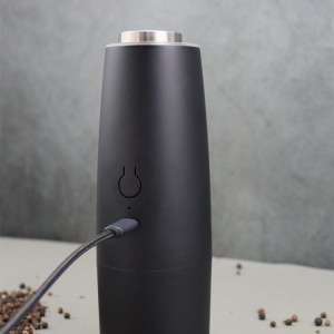 usb Electric gravity salt and pepper grinder spice jar rechargeable Black pepper mill grinder with blue light