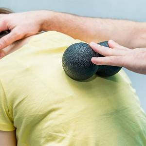 पीठ, कंधे, गर्दन और कमर के एक्यूप्रेशर बॉल पर डीप टिशू ट्रिगर प्वाइंट थैरेपी के लिए ईप मसाज बॉल