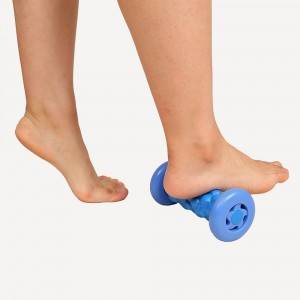 Hand plantar fascia relaxing and pressure reducing roller, foot massage roller, home office fitness equipment foot massager