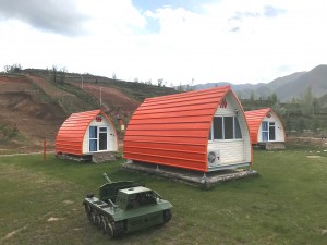 Funky Camping Glamping Pod(Fully Insulated, Electrics, Bathroom, Kitchen, Beds)