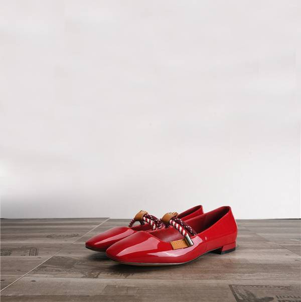 Red Patent Leather Shoes Ladies Flat Shoes Featured Image