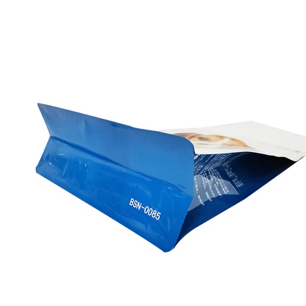 https://www.packagingbagfactory.com/uploads/pet food flat bottom bag.jpg