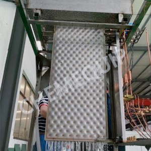 Plate Ice Machine with Pillow Plates Evaporators
