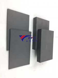 Silicon carbide plates and tiles