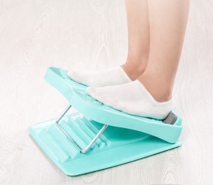 2019 hot selling adjustable slant foot massage board for fitness