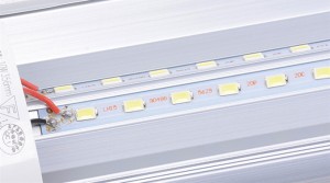 LED de luz fluorescente-aluminio