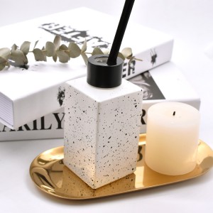 100ml Classic Square Reed Diffuser Glass Bottle With Fiber sticks