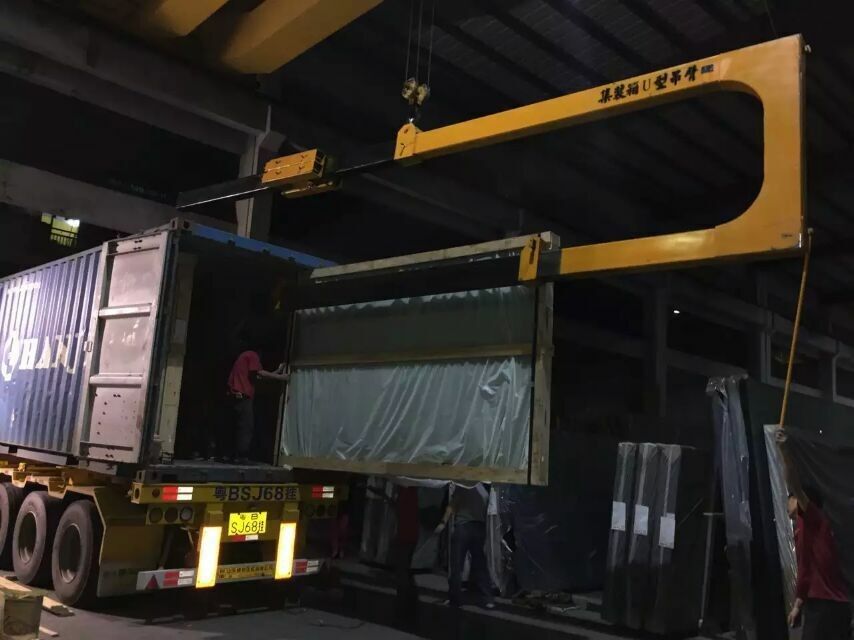 Glass Lifting Crane C Grab for Glass Unpacking / U Shape Container
